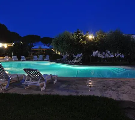 Otus Camere 4* Otranto