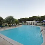 Otus 4* Otranto