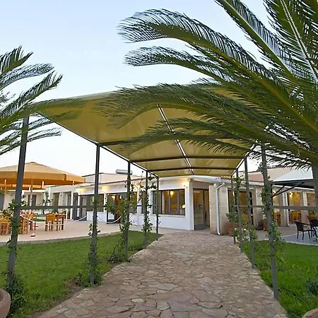 Otus Hotel 4*
