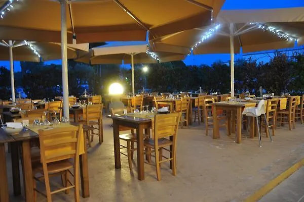 Otus Ξενοδοχείο 4*